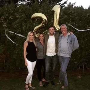 Meet your Posher, Reid